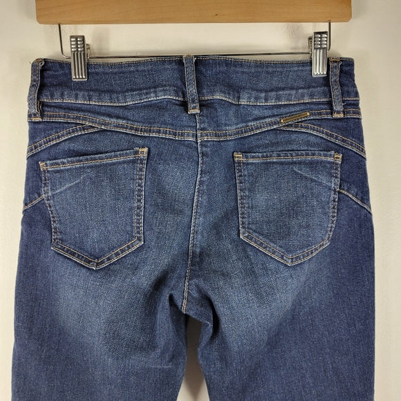 New york & Company Curve Creator Cuffed Mid Rise Skinny Jeans - Picture 7 of 9